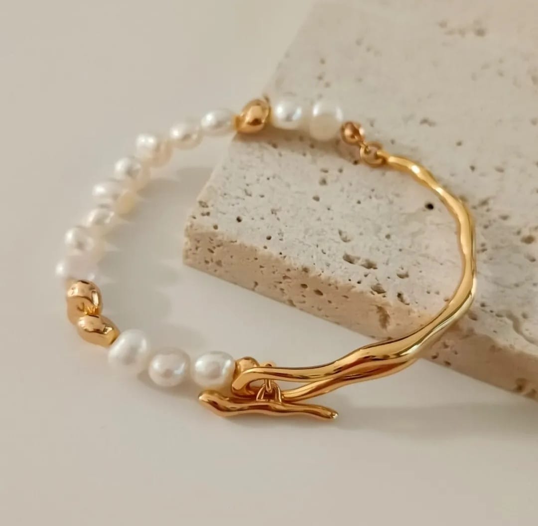 Twig Pearl Bracelet