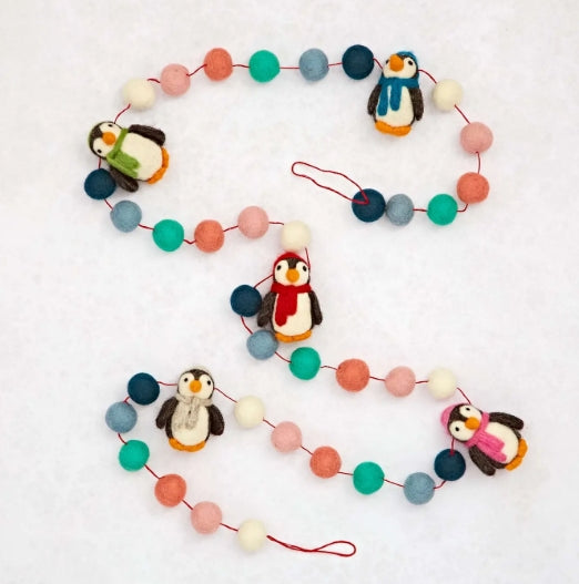 Felt Penguin Garland