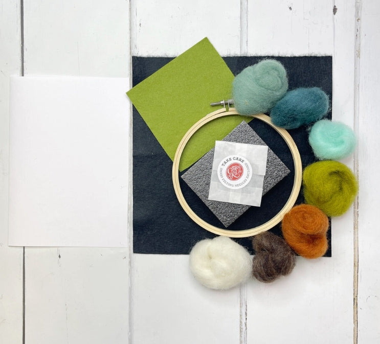 Paint with Wool: Sleepy Fox in A Hoop Needle Felt Craft Kit