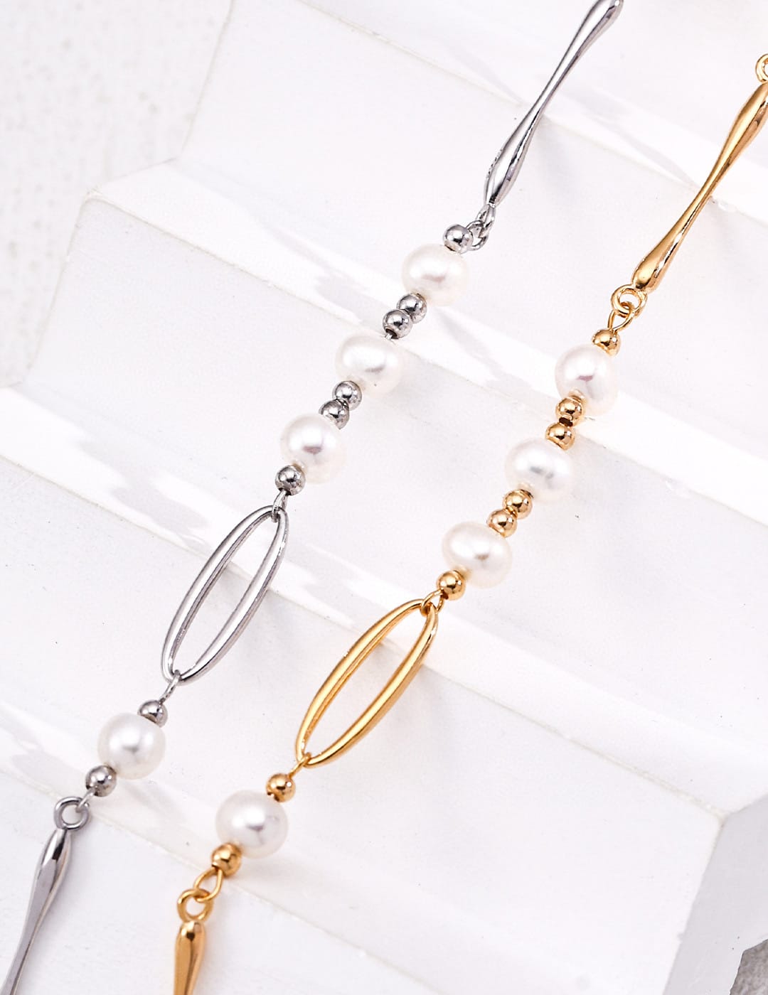 Stylish Freshwater Pearl Necklace