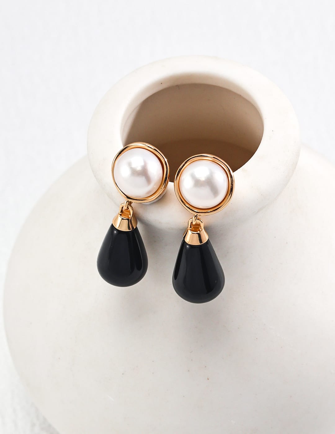 Freshwater Pearl & Black Onyx Drop Earrings