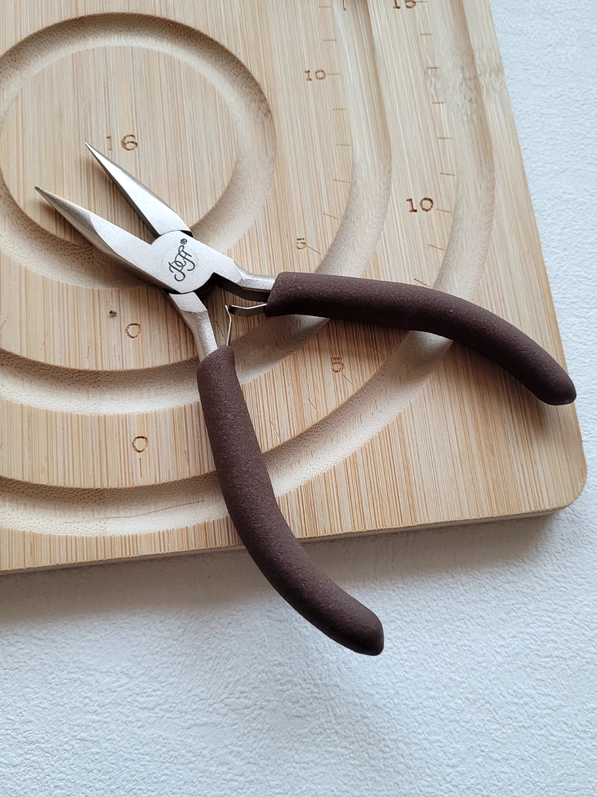 Christmas DIY Bracelet Kit ( Real Freshwater Pearl & Garnet )