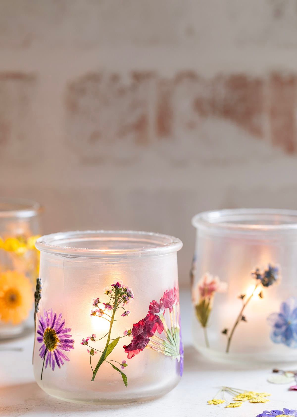 Design a Candle Holder with Pressed Flowers